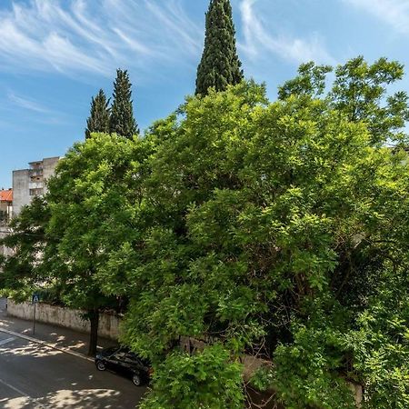 Apartments Cezar Split Bagian luar foto